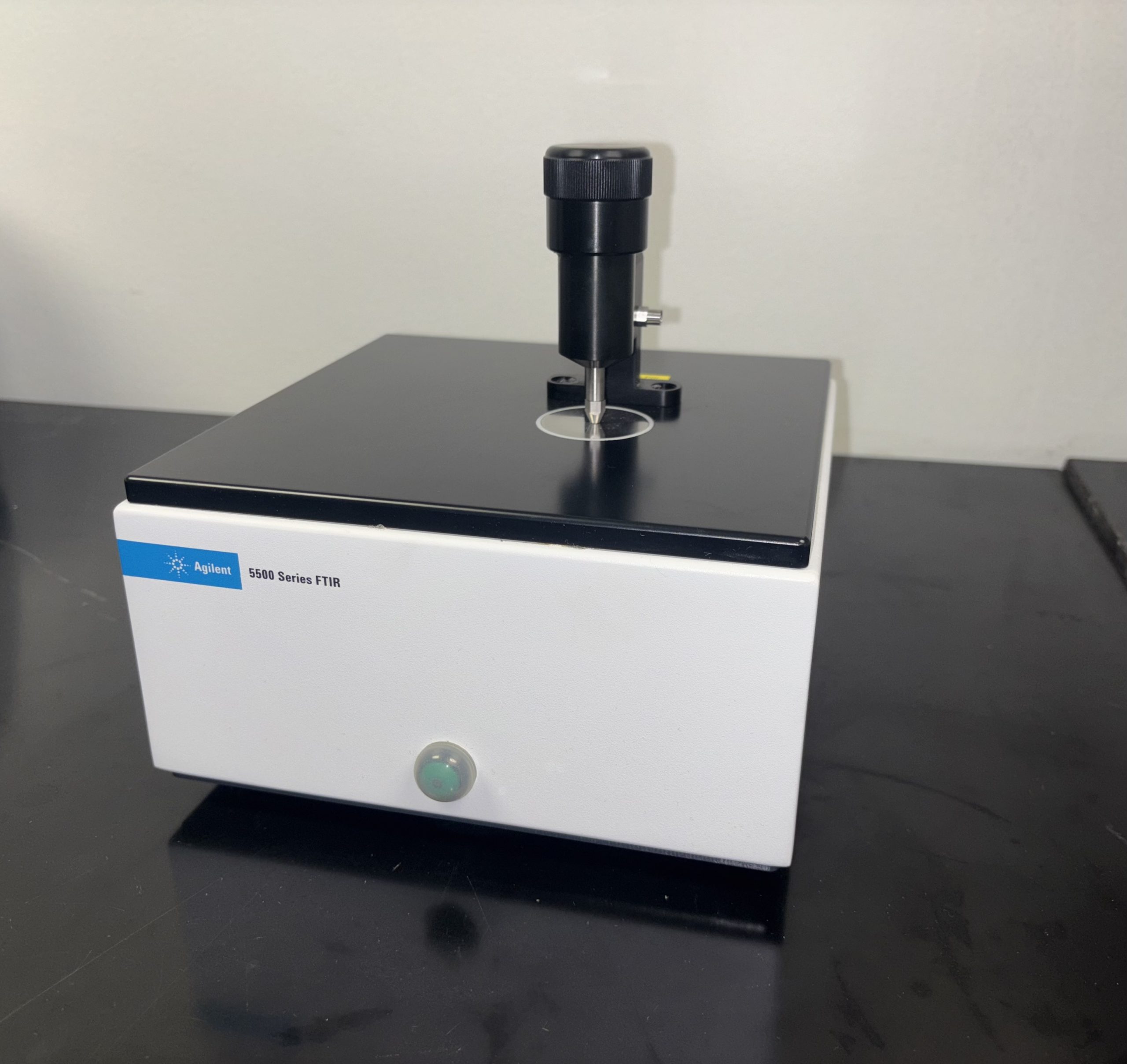 Agilent 5500 Series FTIR